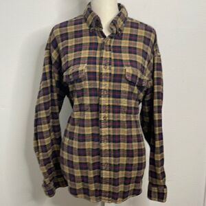 High Sierra cotton flannel button down shirt.  Size Large.